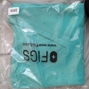 Casma 3 pocket Scrub Top Surgical Green